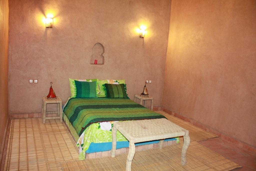 Maison D'Hotes La Tour De Toile Tarudante Quarto foto